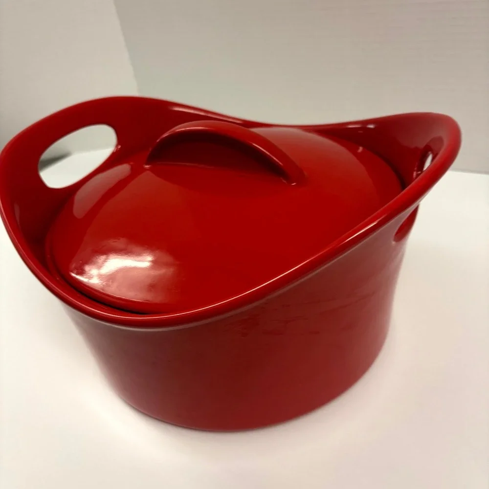 Red Ceramic Casserole Dish w/Lid 10